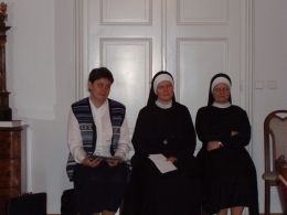 Paní sekretářka Jandlová
Matka Bohuslava Kubačáková
SM. Dominika Doležalová